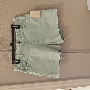 New Universal Thread Vintage Stretch Midi Shorts